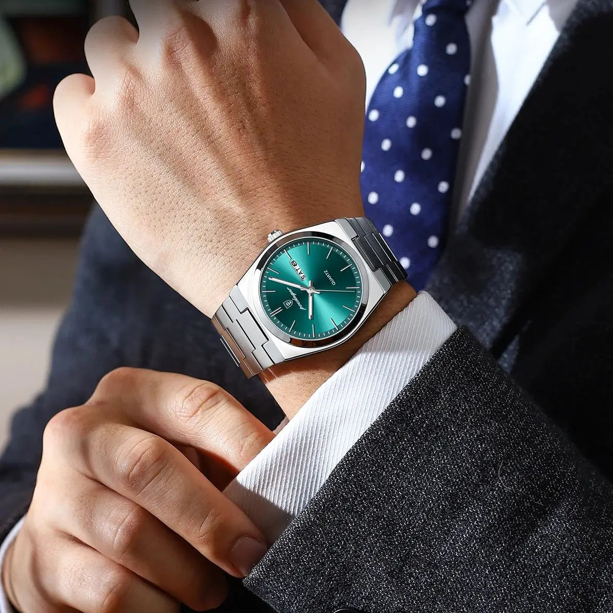 POEDAGAR Luxury Men’s Quartz Watch